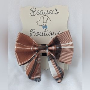Fall Dog bowtie (tan)